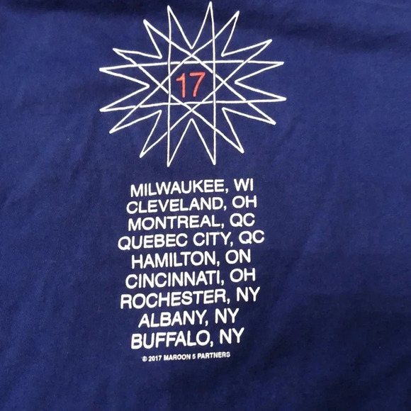 Maroon 5 Concert Tee Shirt - Picture 4 of 6